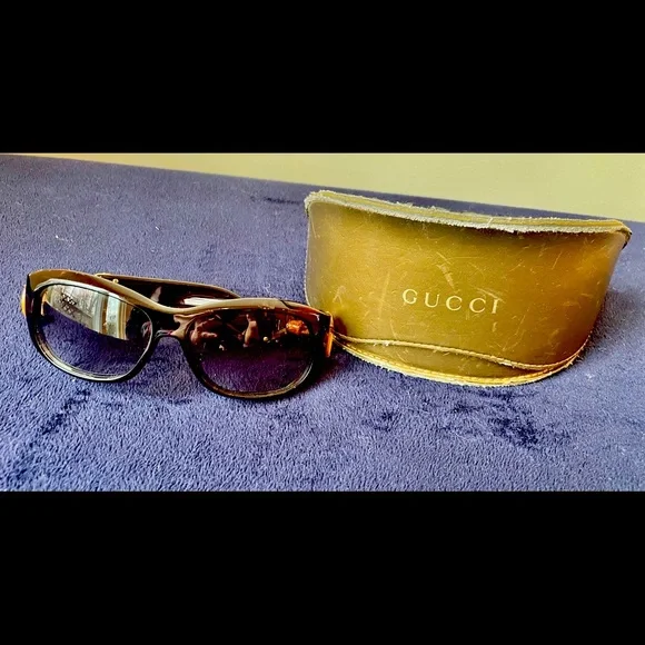 Gucci | Accessories | Gorgeous Gucci Sunglasses With Case  display picture 1